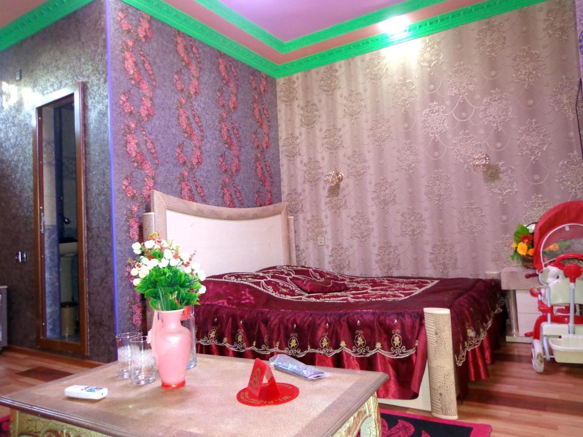 Bed and Breakfast Tubram S Ailəvi Qonaq Evi Şǝki Exterior foto