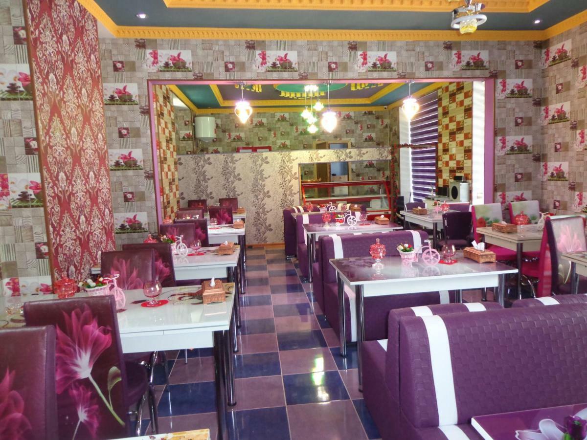 Bed and Breakfast Tubram S Ailəvi Qonaq Evi Şǝki Exterior foto